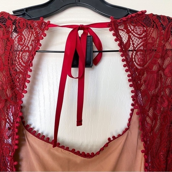 FLL Dress Emerie Lace Open Back Floral Paisley Long Sleeve Mini Burgundy L NWT - Picture 9 of 11